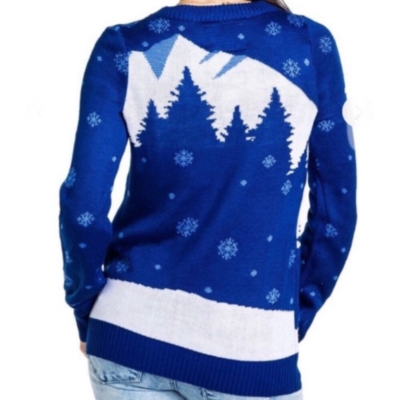 Tipsy Elves Mistletoe Romantic Sasquatch Ugly Christmas Sweater size Medium - Picture 8 of 11